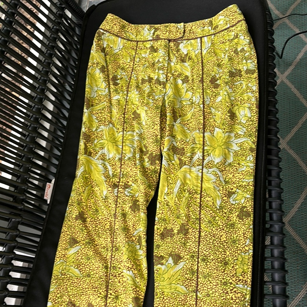 Gorgeous yellow/green pattern